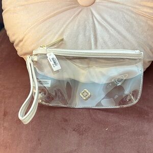 Kendra Scott Clear Wristlet with Cream Details